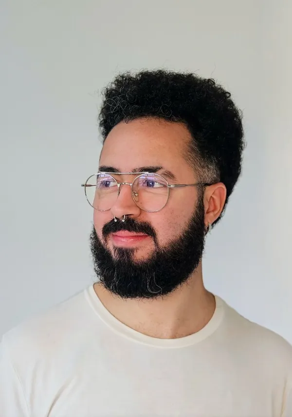 Retrato de Gustavo Soares, psicólogo